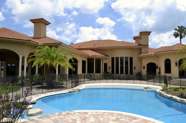 Cost of Outdoor Pool Paving in San Rafael